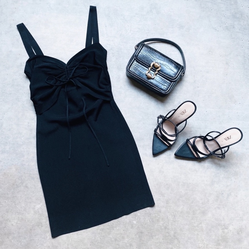 Zara Black High Heeled Pointed Toe Strappy Sandals - Picture 4 of 5